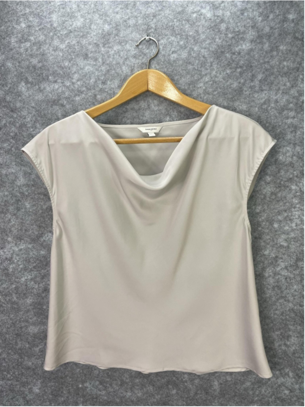 Banana Republic Blouse Womens Large White Cowl Neck Cap Sleeve Satin Top Work